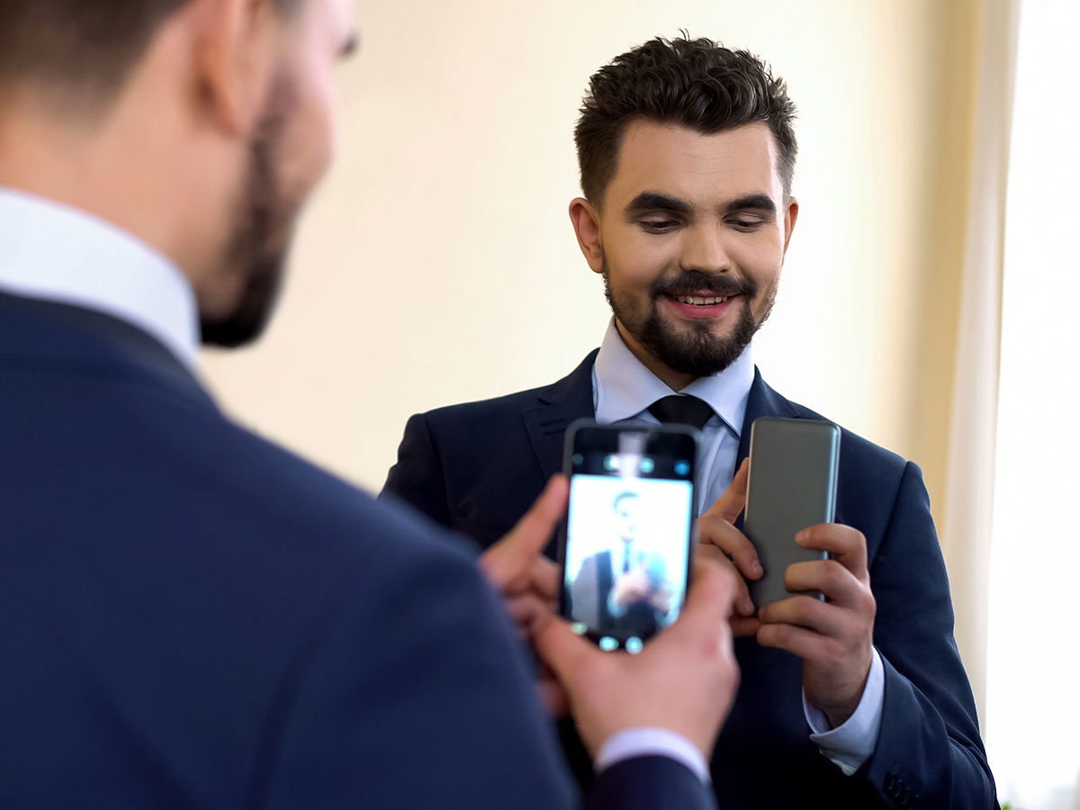 Victoria mirror 200321